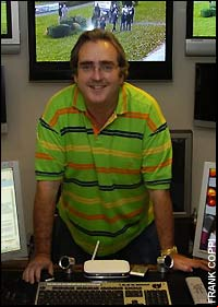 Harry Findlay at home